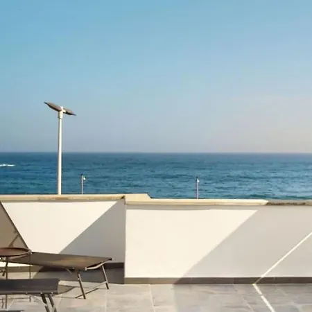 Apartment Fantastic Oceanfront Townhouse In Playa De