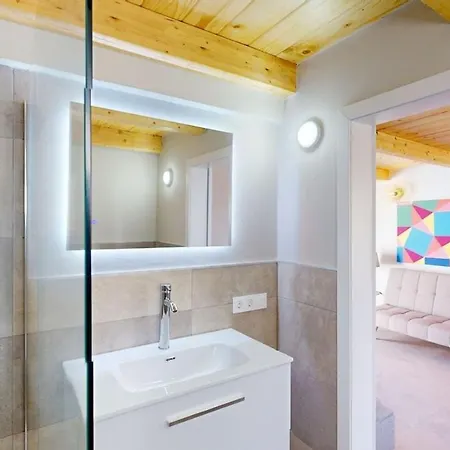 Fantastic Oceanfront Townhouse In Playa De Apartment