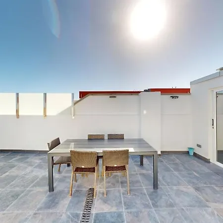 Fantastic Oceanfront Townhouse In Playa De
