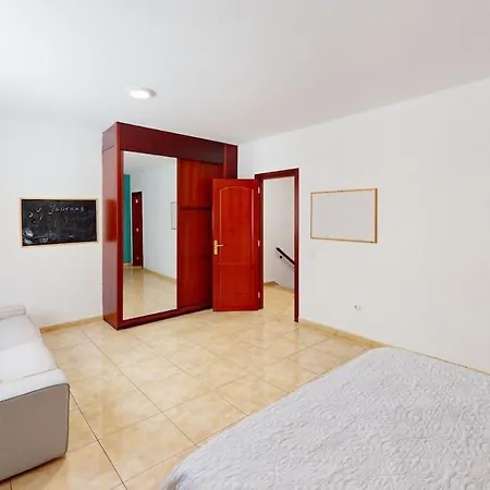 Fantastic Oceanfront Townhouse In Playa De *