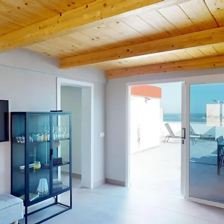 Fantastic Oceanfront Townhouse In Playa De