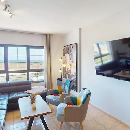 Fantastic Oceanfront Townhouse In Playa De Arinaga